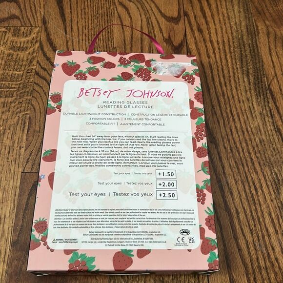 Betsey Johnson Reading Glasses 3 pairs +2.00 New - Picture 3 of 3